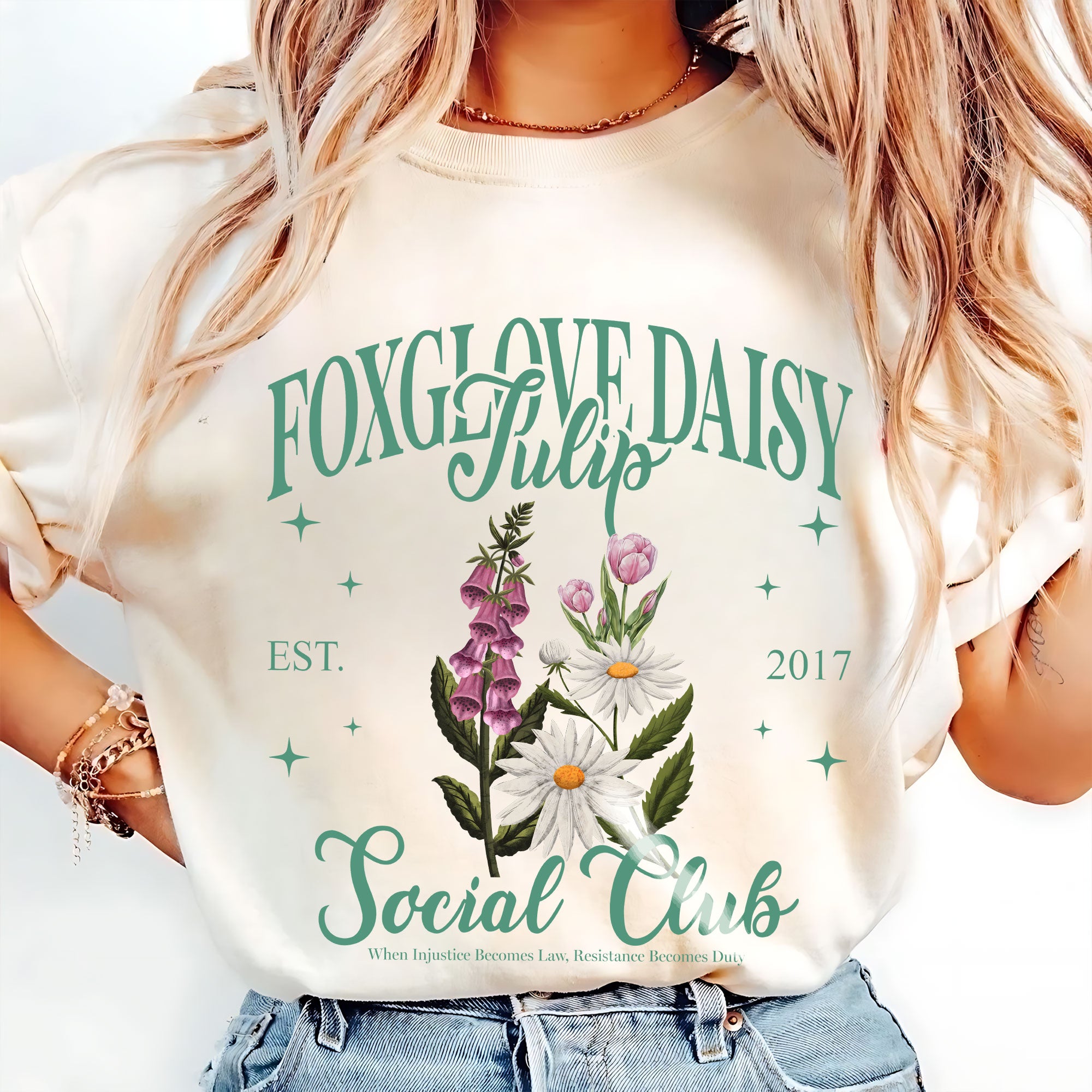 Foxglove Daisy Tulip T-Shirt | Vintage Botanical Floral Graphic Tee